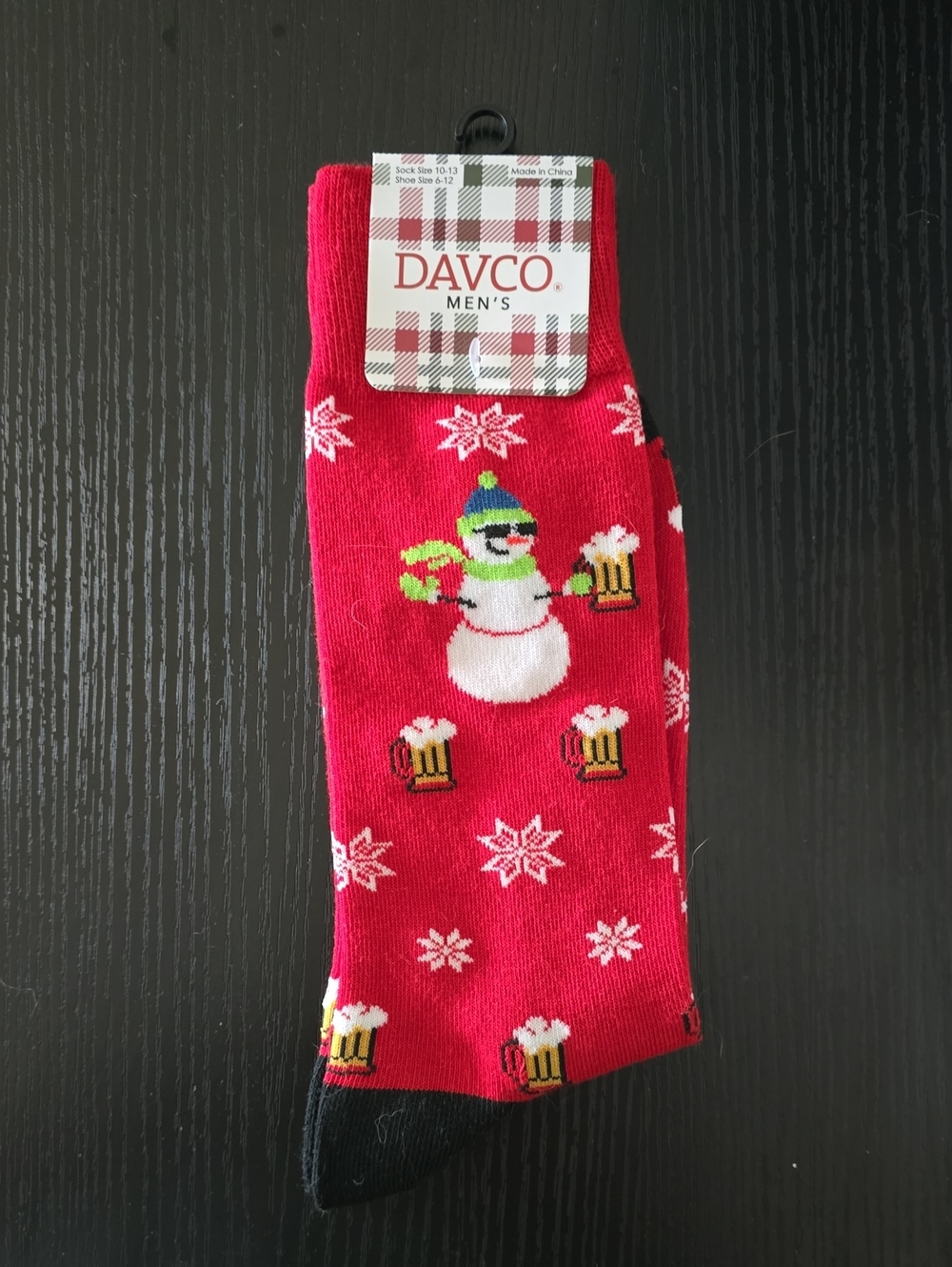 DAVCO Men's Red Holiday Snowman Novelty Socks